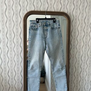Levi’s 501 Skinny Tango Light